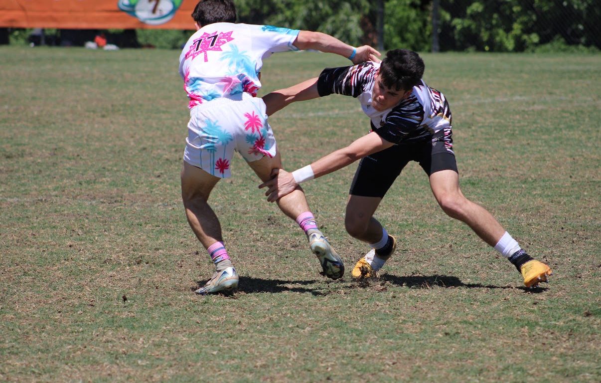 Sevens — fending off the tackler